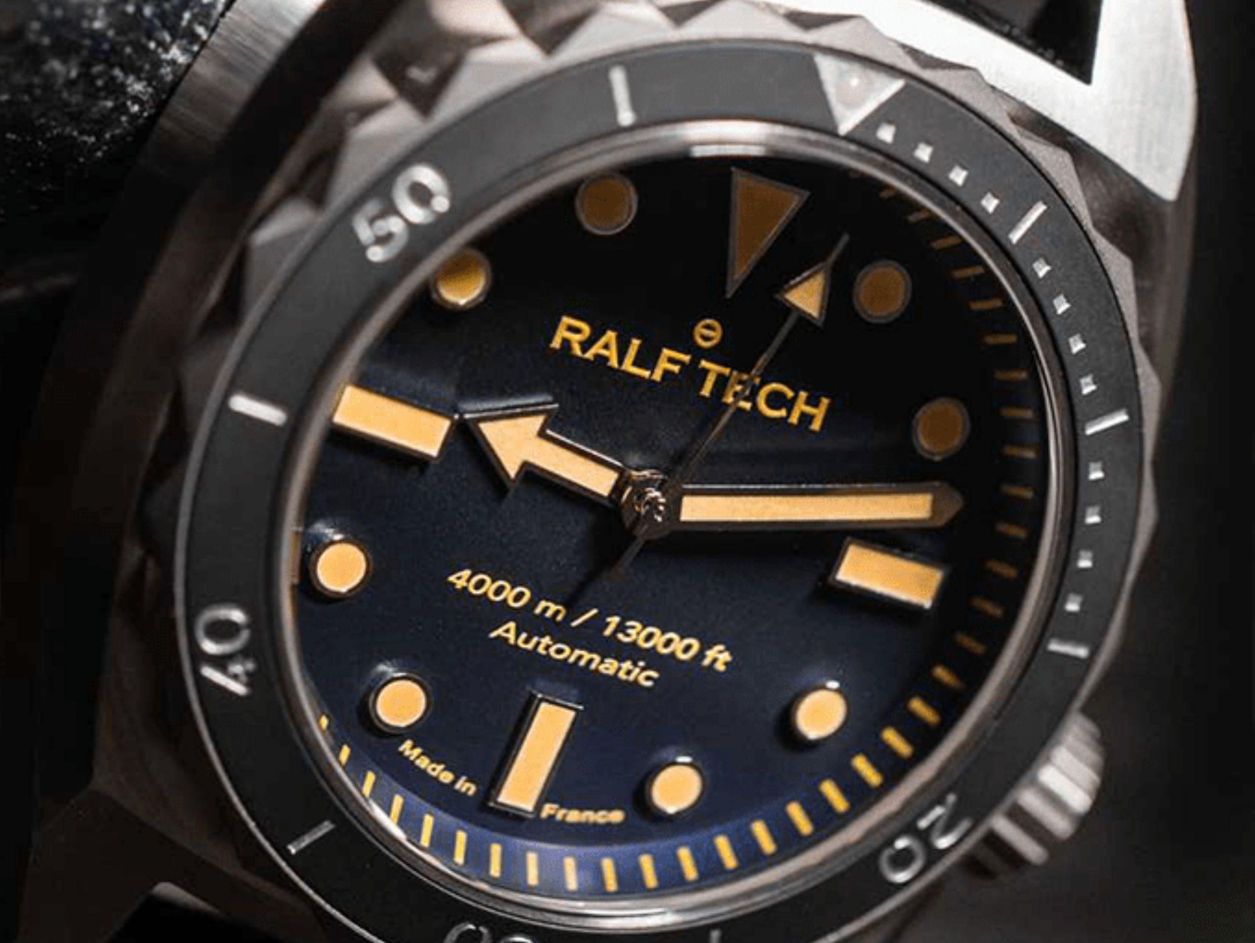 Cadran et lunette de la montre RALF TECH The Beast